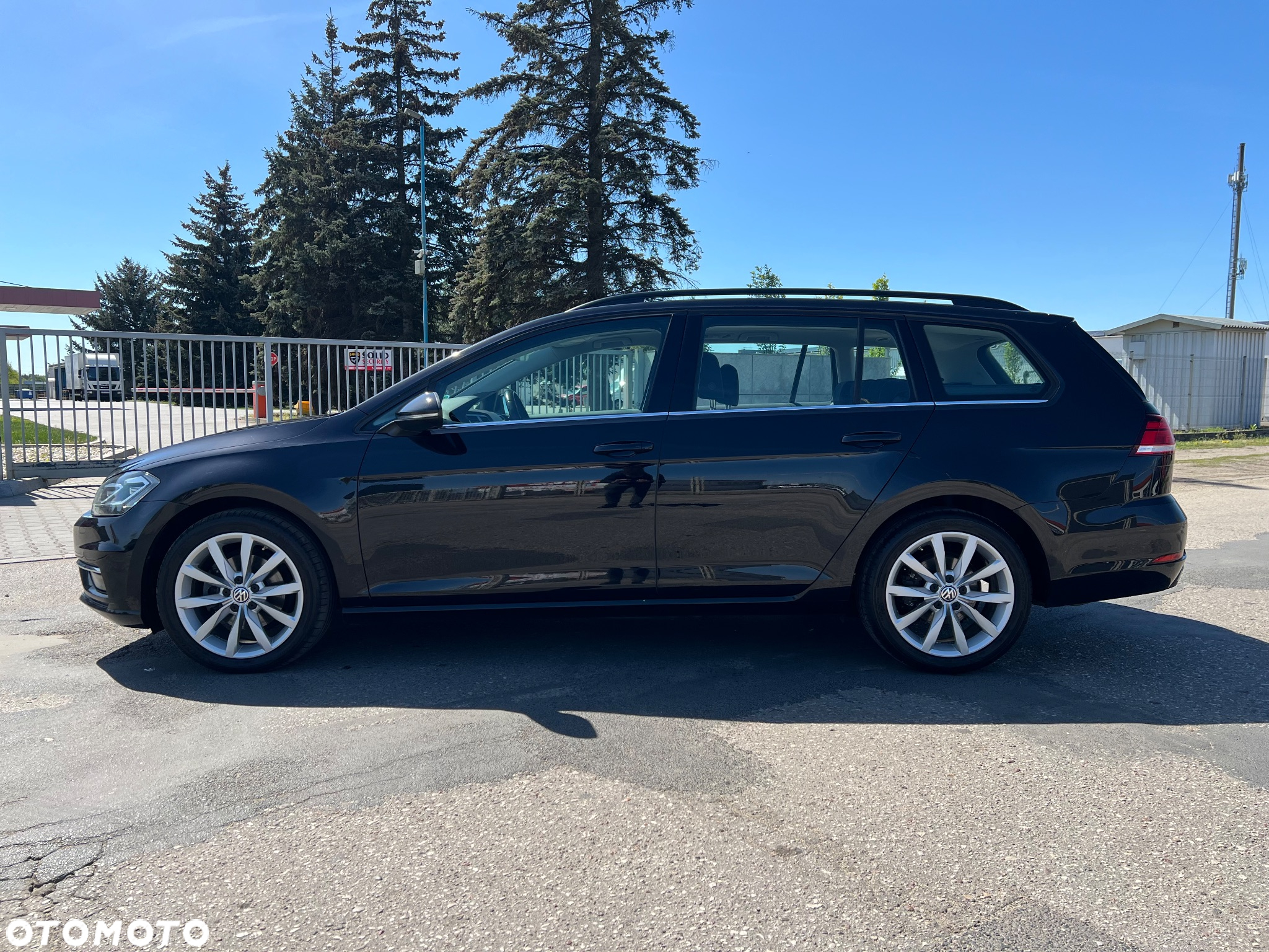 Volkswagen Golf Variant 2.0 TDI SCR DSG Highline - 8