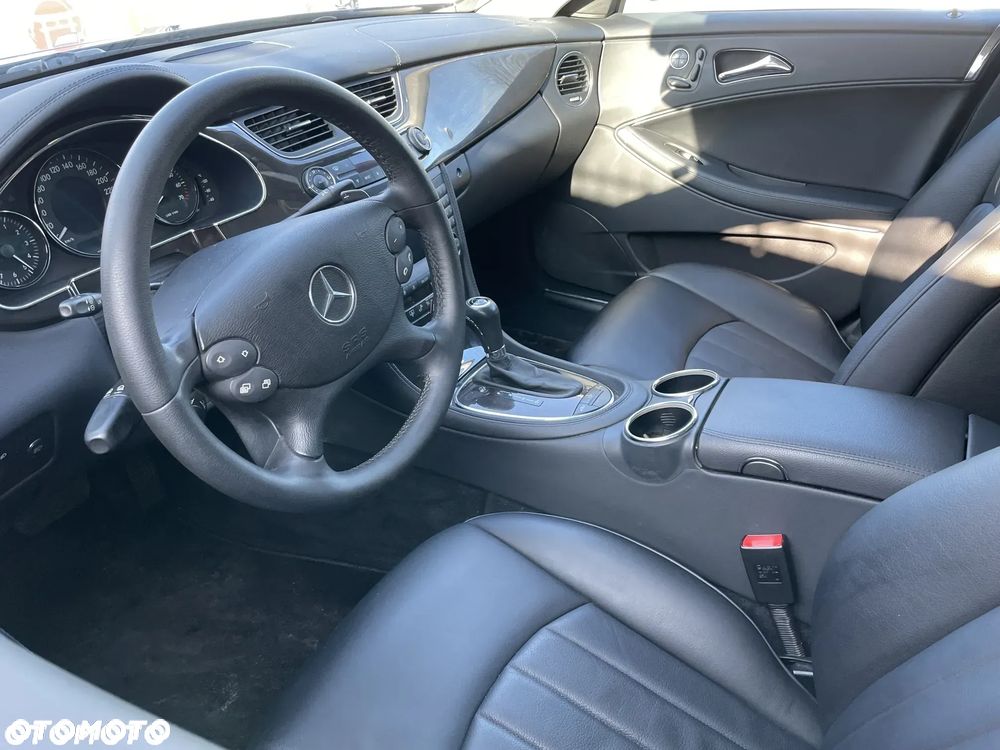 Mercedes-Benz CLS - 2