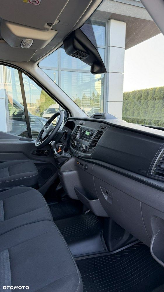 Ford Transit - 21