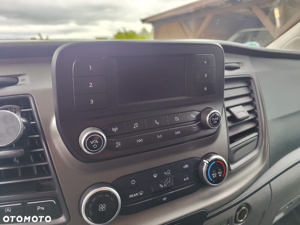 Ford Transit Custom 290 L1H1 Limited - 10