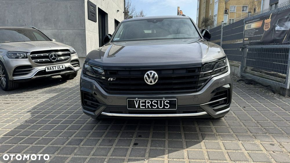 Volkswagen Touareg - 2