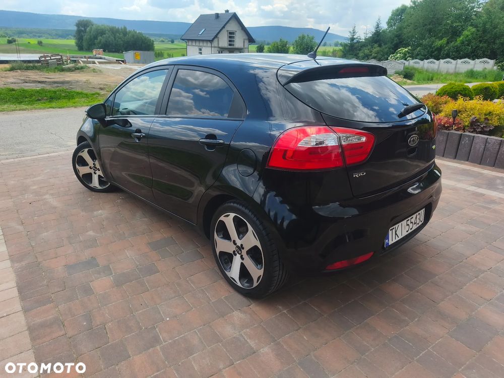 Kia Rio 1.4 Dream-Team Edition - 4