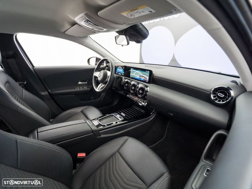 Mercedes-Benz A 250 e - 35