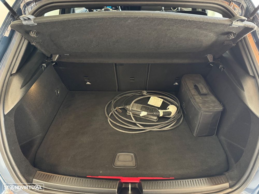 Mercedes-Benz A 250 e 8G-DCT Lim. Special Edition - 13