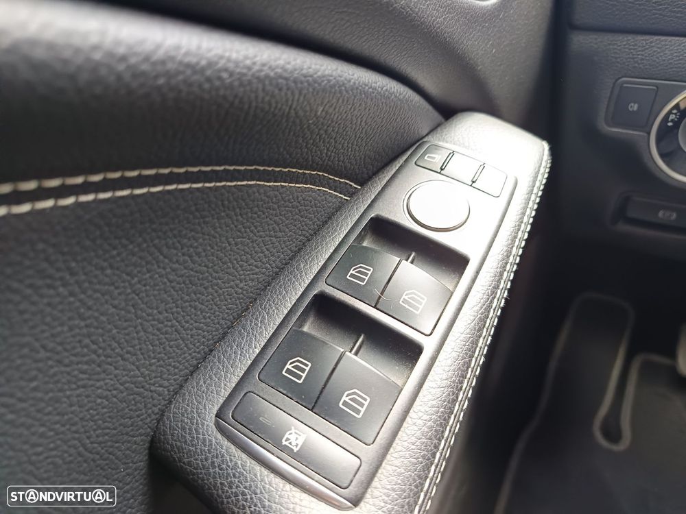 Mercedes-Benz CLA 180 - 33