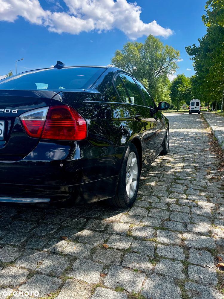 BMW Seria 3 320d - 13