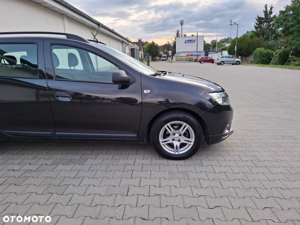 Dacia Logan 1.2 16V 75 Laureate - 8