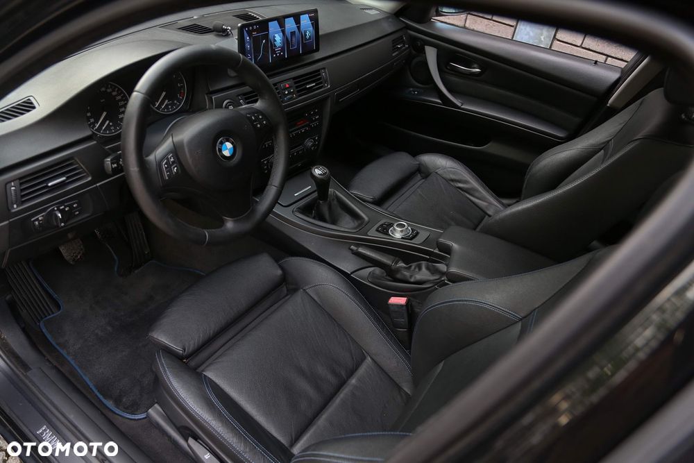 BMW Seria 3 - 16