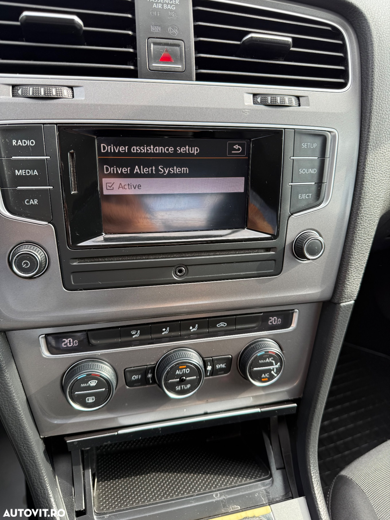 Volkswagen Golf 1.6 TDI DPF BMT Trendline - 24