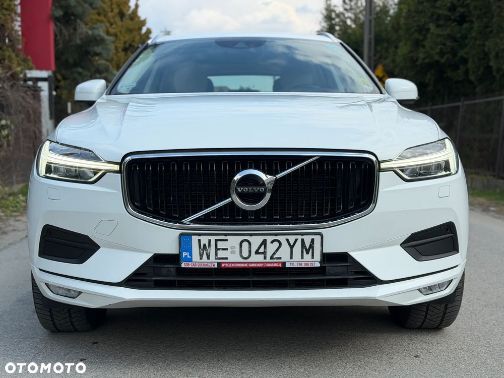 Volvo XC 60 B4 D AWD Momentum Pro - 2