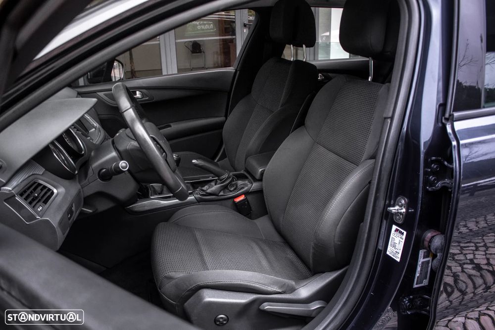 Peugeot 508 SW e-HDi 115 Stop&Start Access - 25