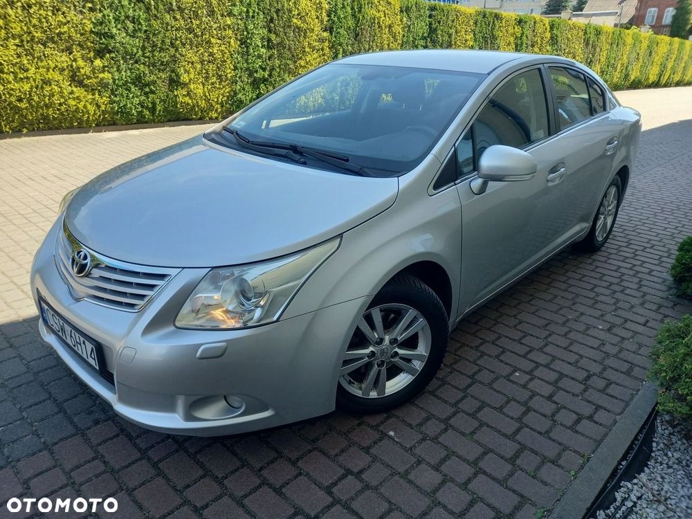 Toyota Avensis 1.8 Premium - 5