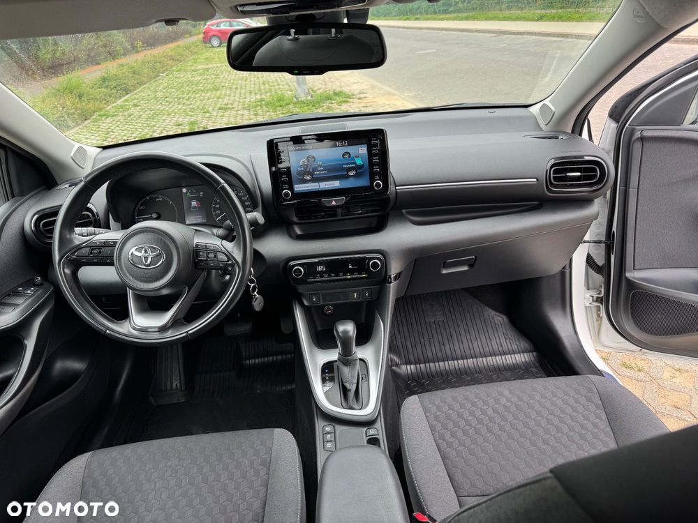 Toyota Yaris - 13