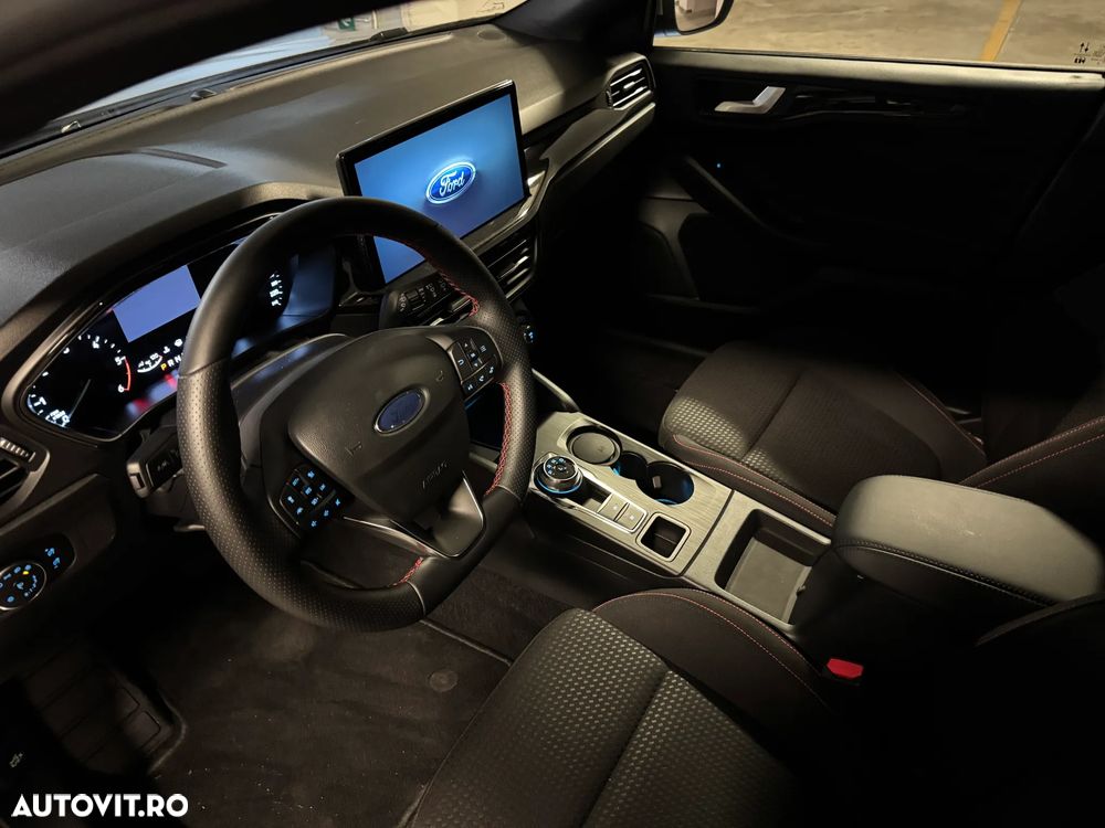 Ford Focus 1.5 EcoBlue 8AT ST-Line - 15
