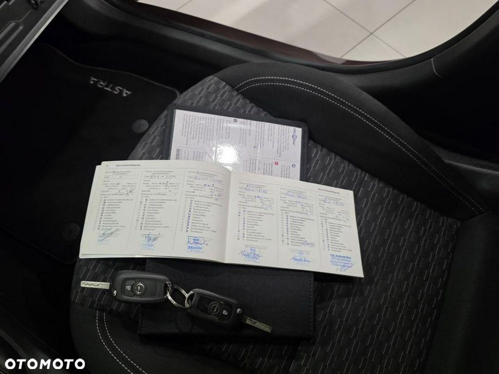 Opel Astra 1.4 Turbo Innovation - 28