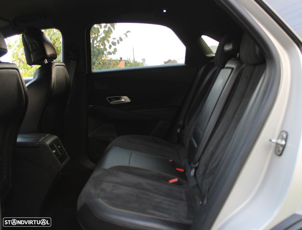 DS DS7 Crossback E-Tense Performance Line EAT8 - 6