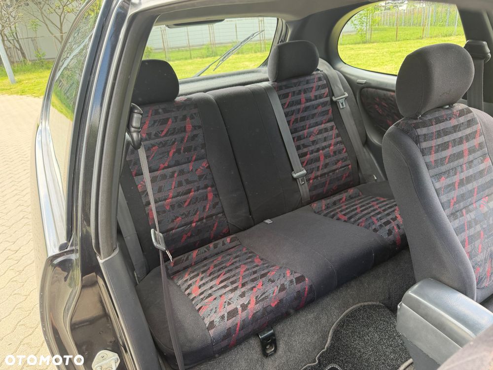 Toyota Corolla - 20
