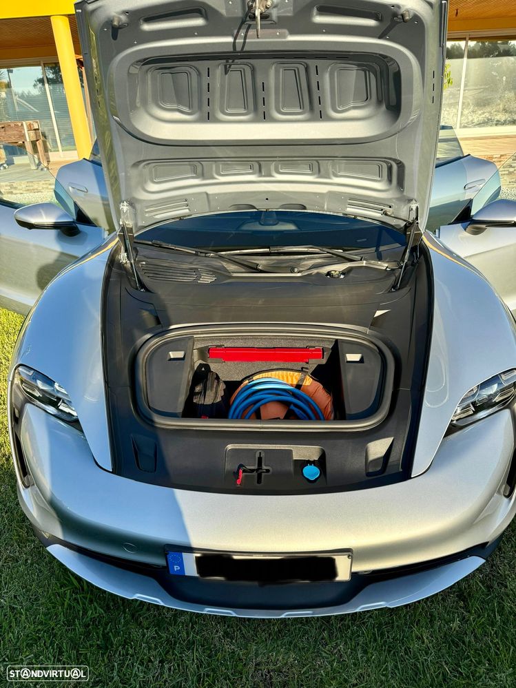 Porsche Taycan Cross Turismo Sport Black Edition - 11