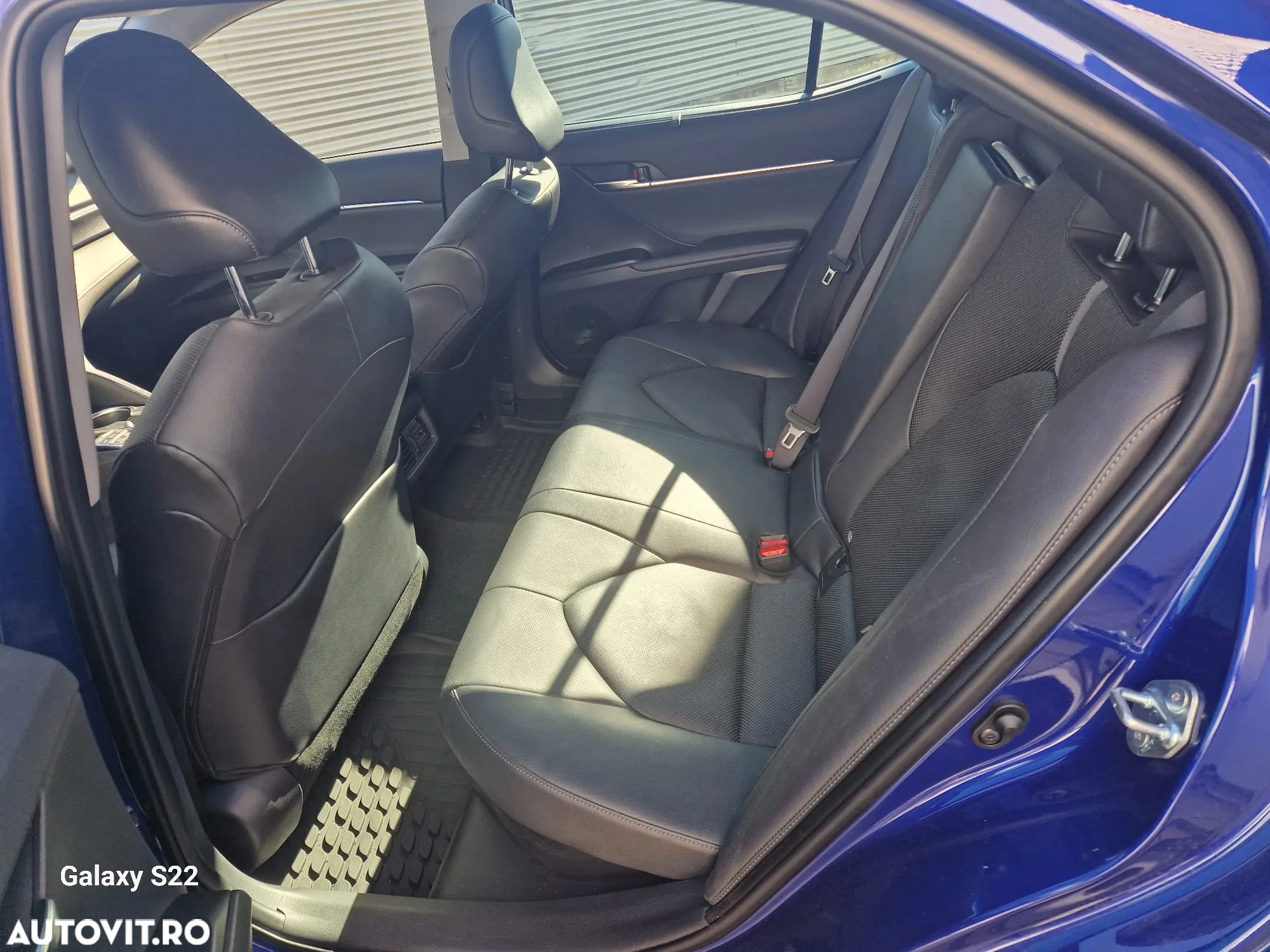 Toyota Camry 2.5 Hybrid Exclusive - 20