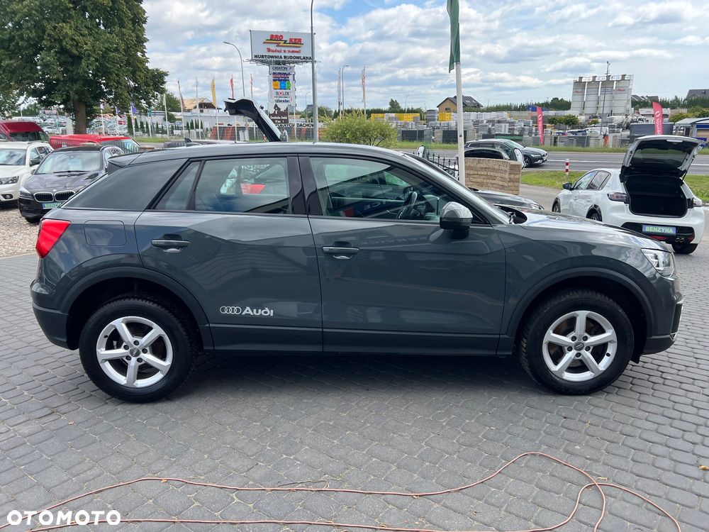 Audi Q2 30 TDI - 6