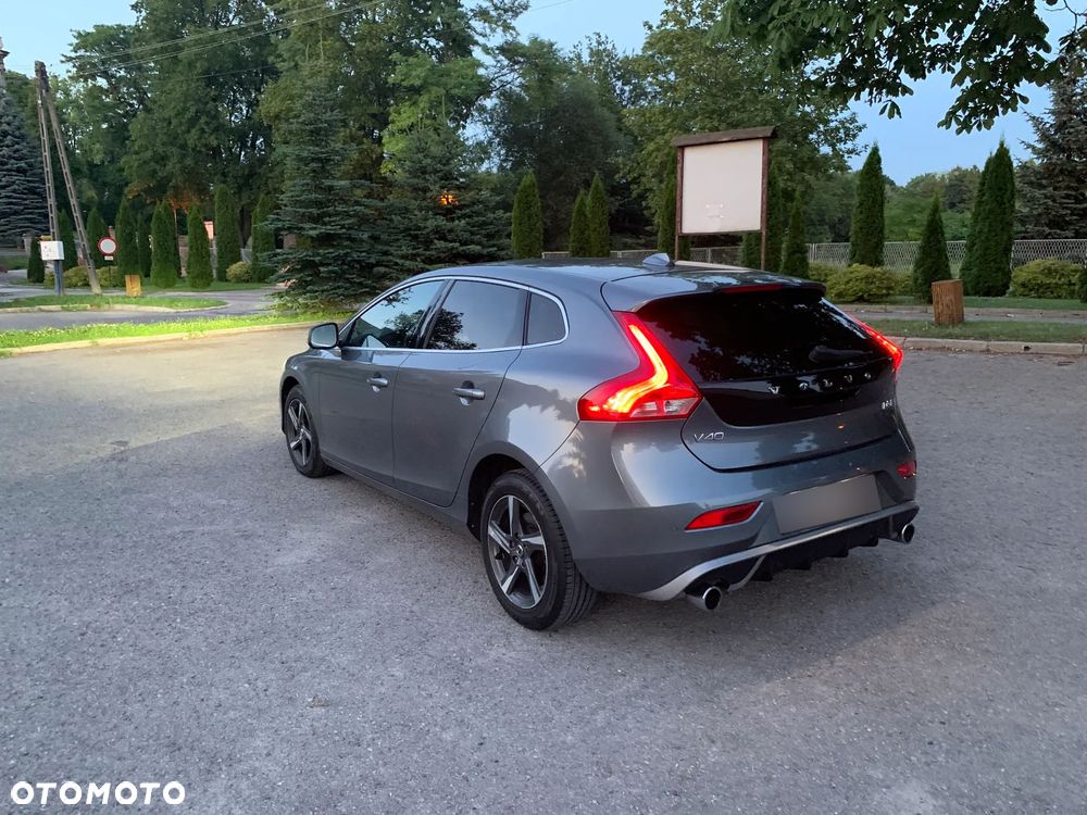 Volvo V40 D3 Drive-E R-Design Momentum - 6