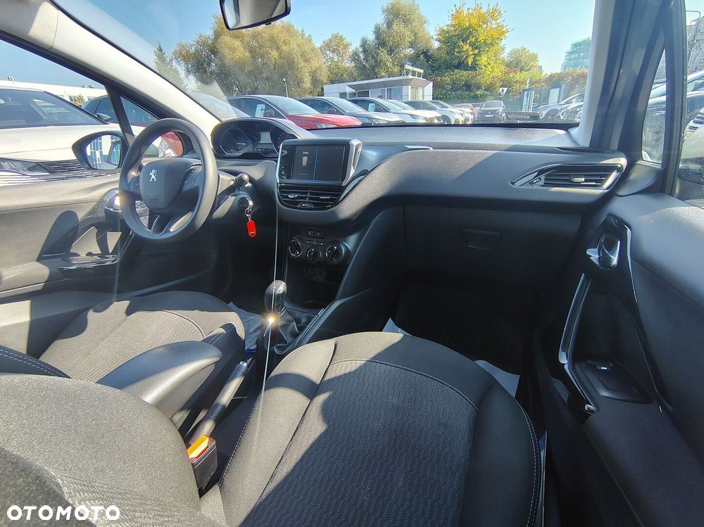 Peugeot 208 1.2 PureTech Active - 8