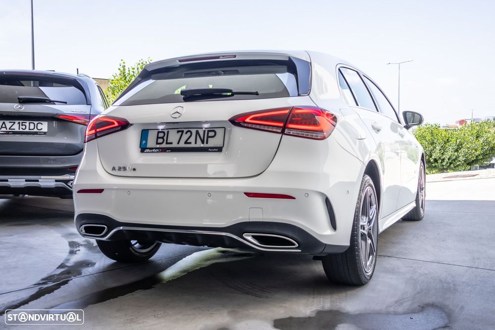 Mercedes-Benz A 250 e AMG Line - 6