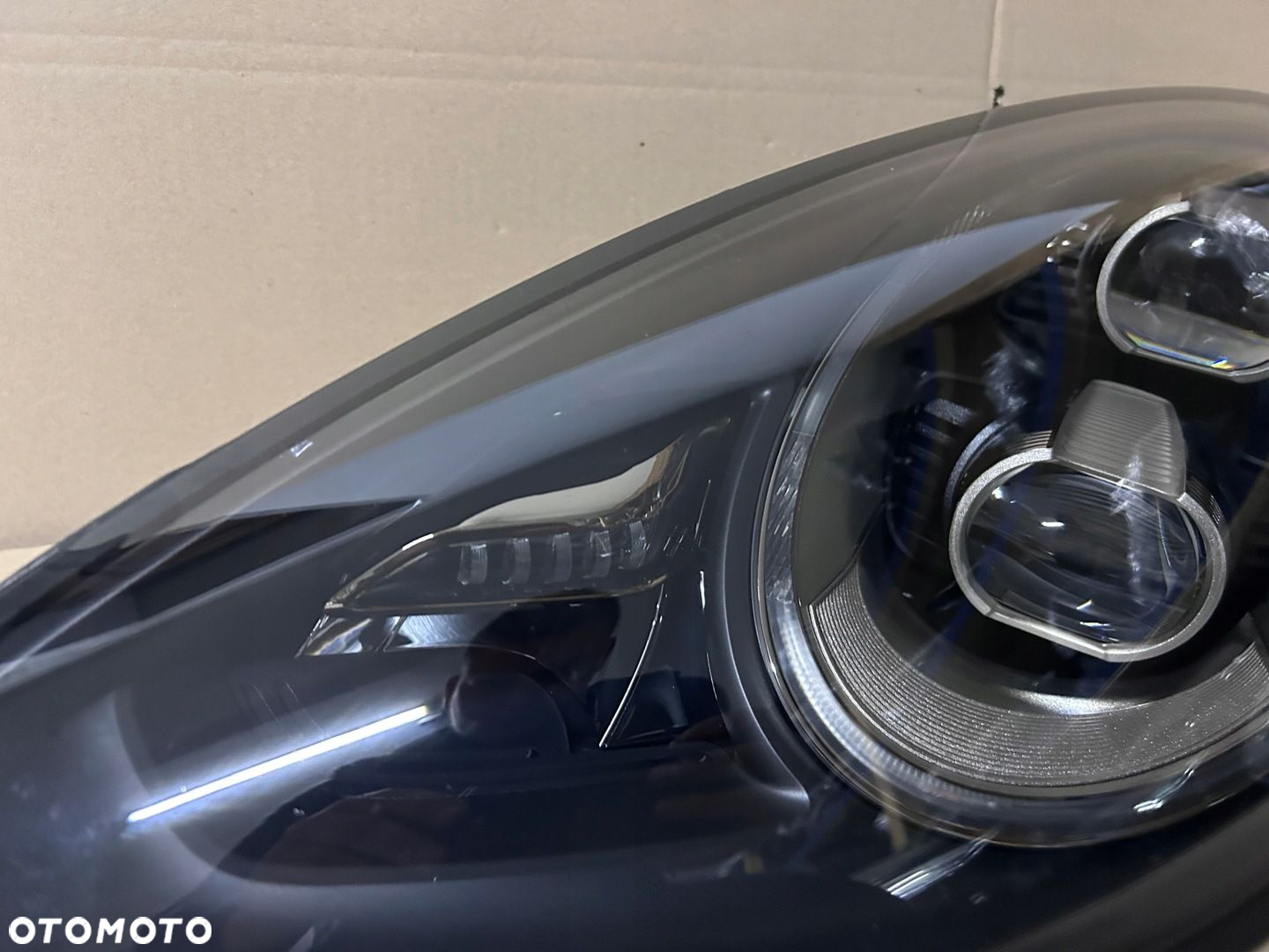 PORSCHE PANAMERA 970 LIFT GTS TURBO FULL LED LEWA - 3