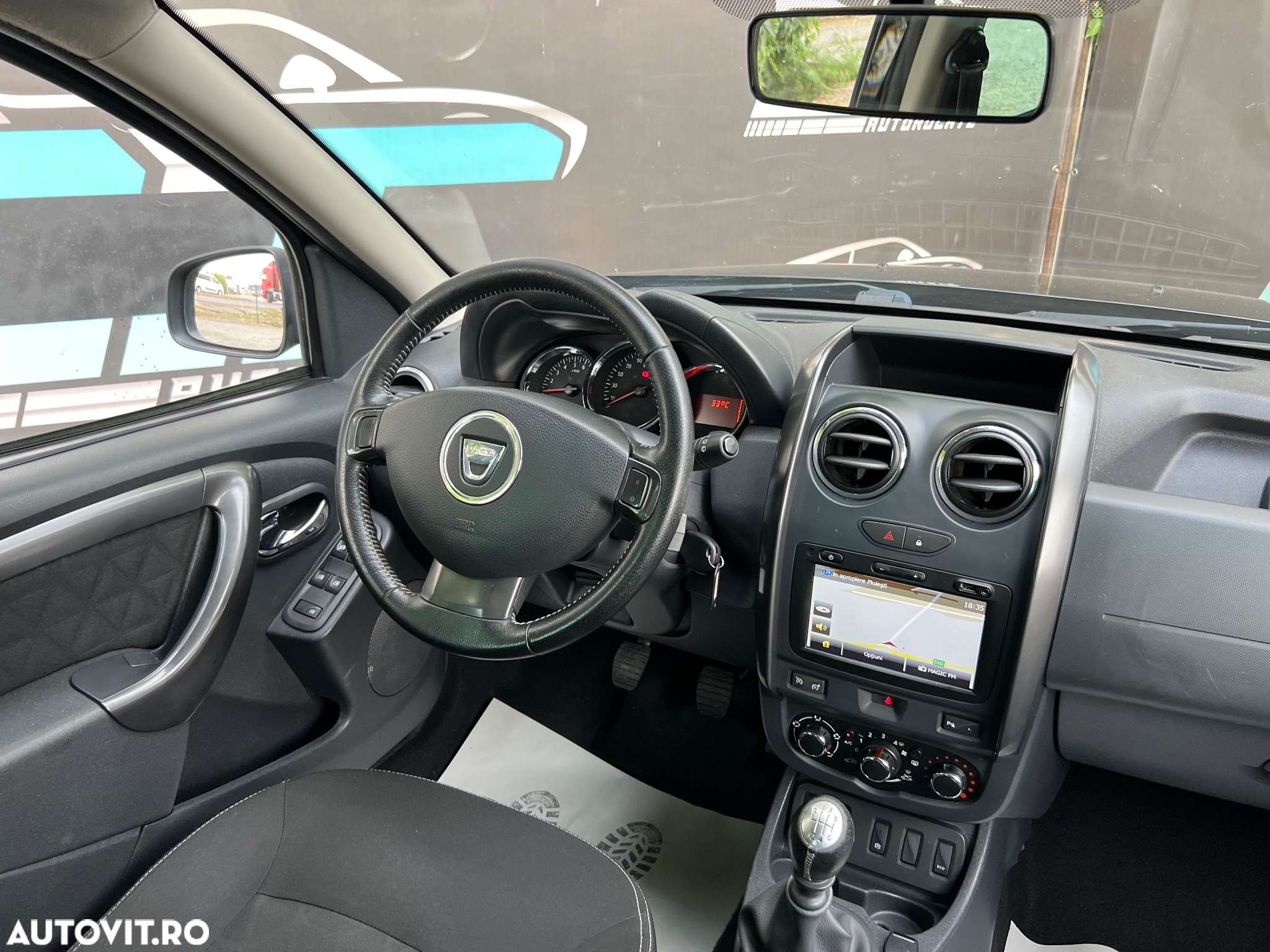 Dacia Duster 1.5 dCi 4x2 Laureate - 9