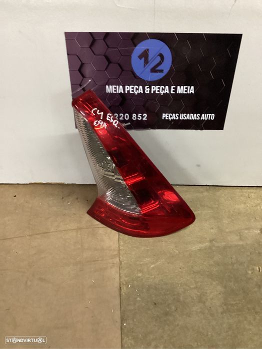 Farolim traseiro esquerdo citroen C4 de 2009 - 1