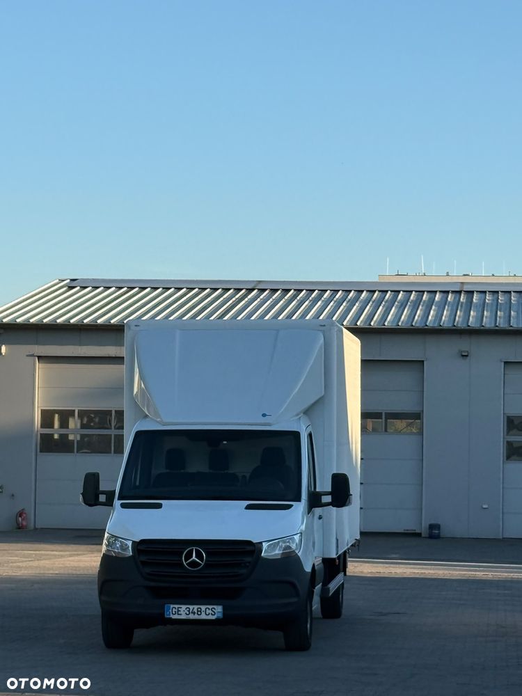 Mercedes-Benz Sprinter - 16
