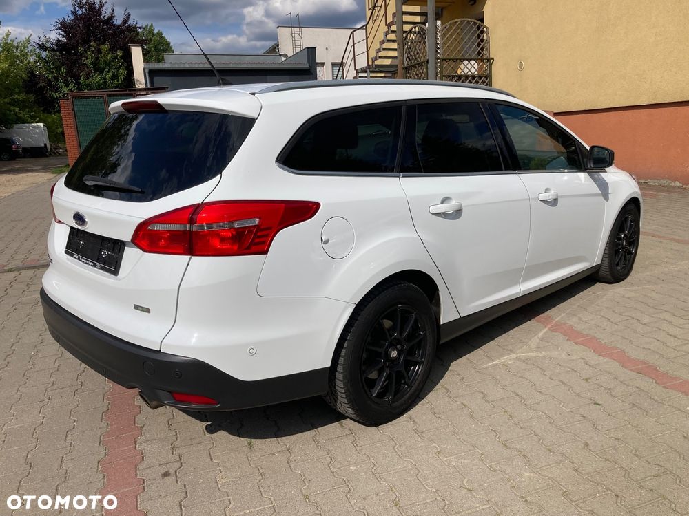Ford Focus 1.5 EcoBoost Start-Stopp-System Titanium - 2