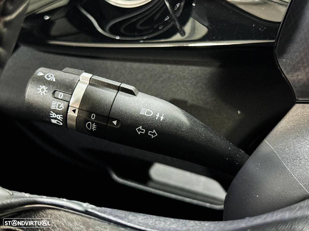 BYD Dolphin 60.4 kWh Design - 42