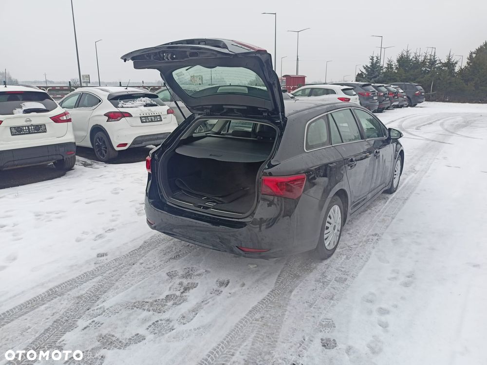 Toyota Avensis Touring Sports 1.6 D-4D Comfort - 26