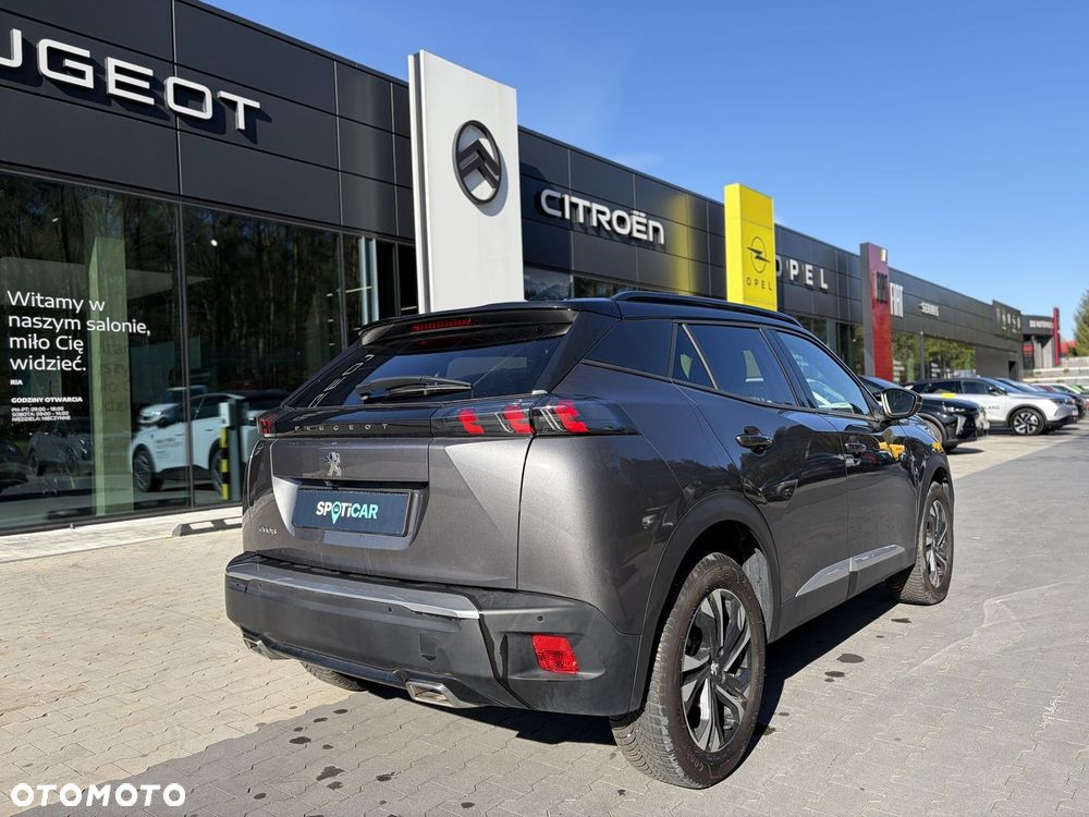 Peugeot 2008 - 6