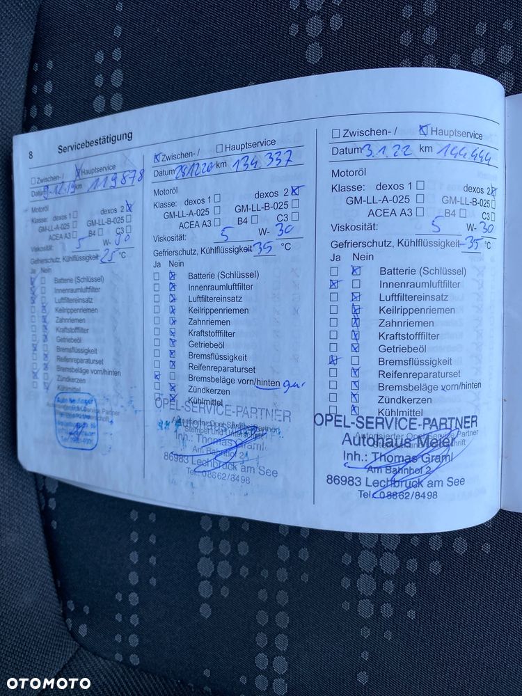 Opel Corsa 1.4 16V Active - 12