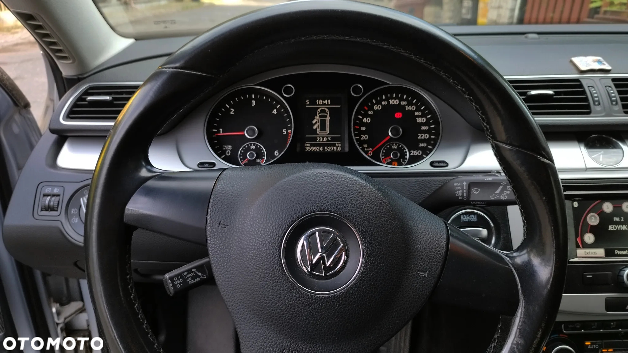 Volkswagen Passat 2.0 TDI Comfortline - 9