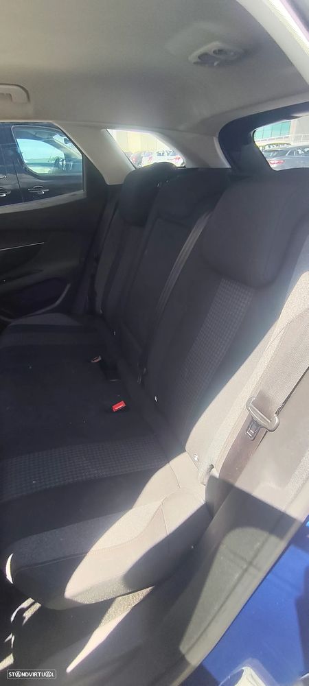 Peugeot 3008 PureTech 130 Stop & Start GPF EAT8 Allure Pack - 12
