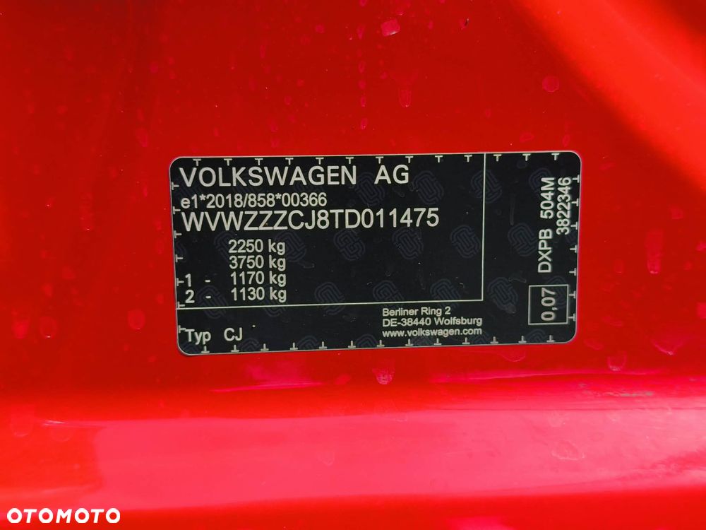 Volkswagen Passat 2.0 TDI SCR DSG Business - 38