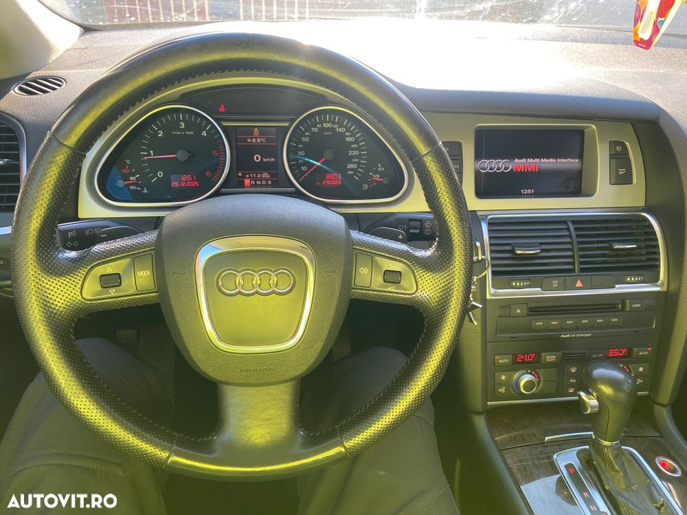 Audi Q7 3.0 TDI DPF clean diesel quattro tiptronic - 9