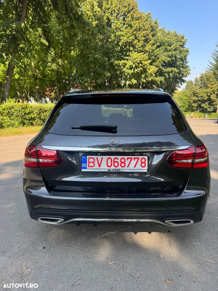 Mercedes-Benz C 220 d T 9G-TRONIC AMG Line - 3