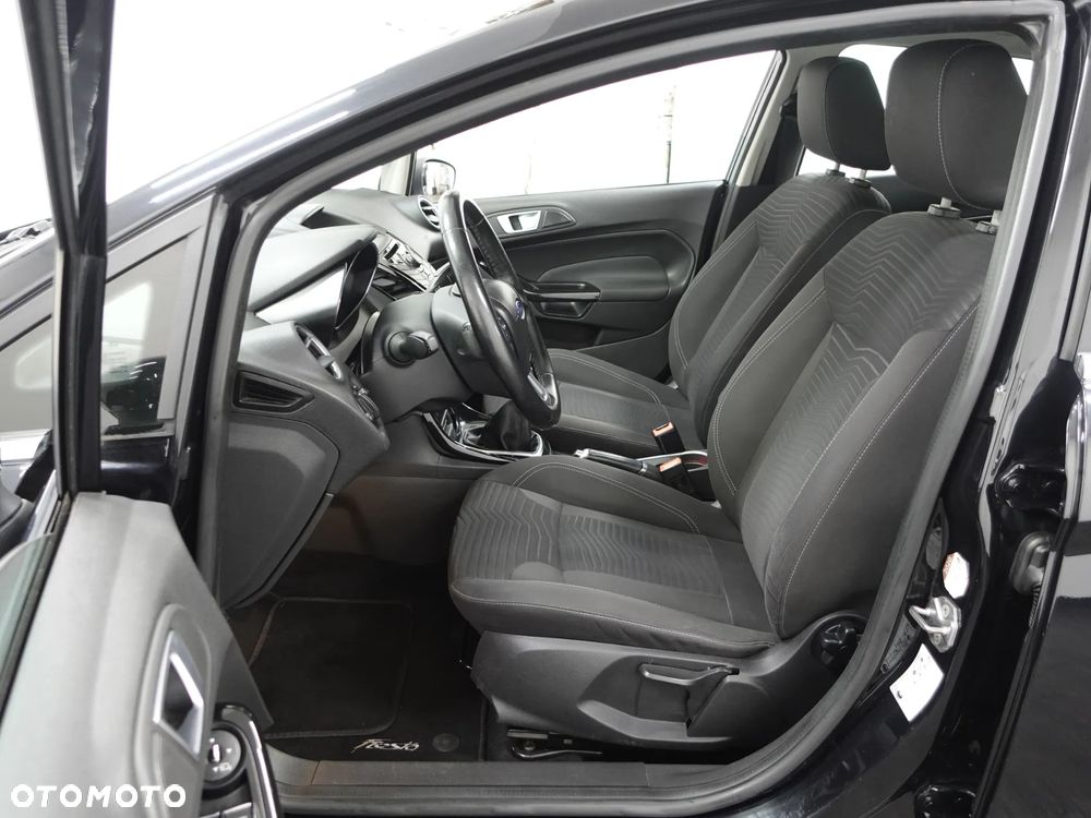 Ford Fiesta - 19