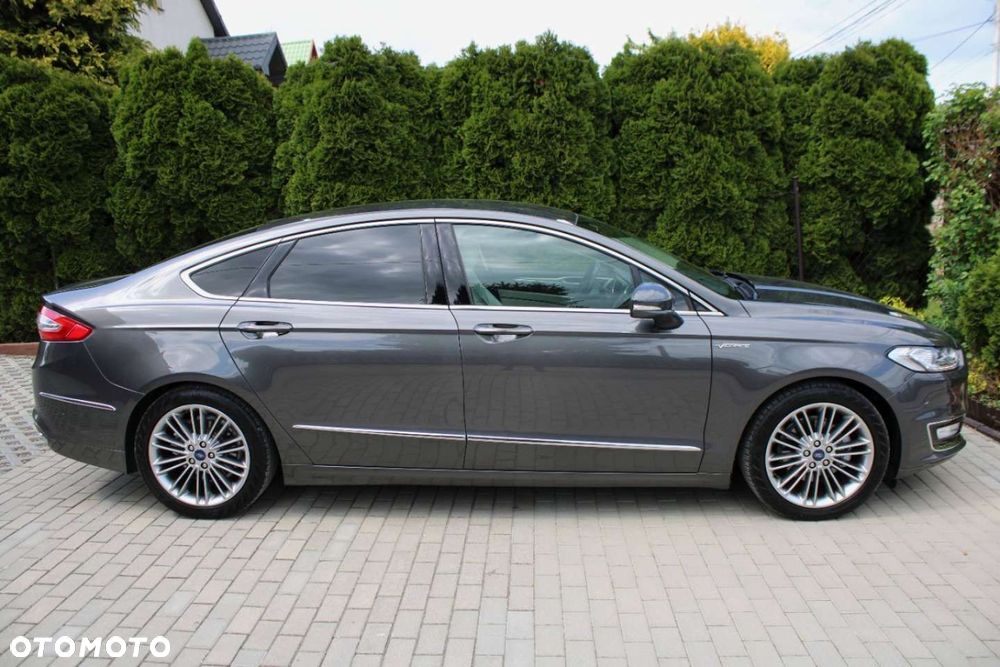 Ford Mondeo Vignale 2.0 TDCi Bi-Turbo PowerShift - 32