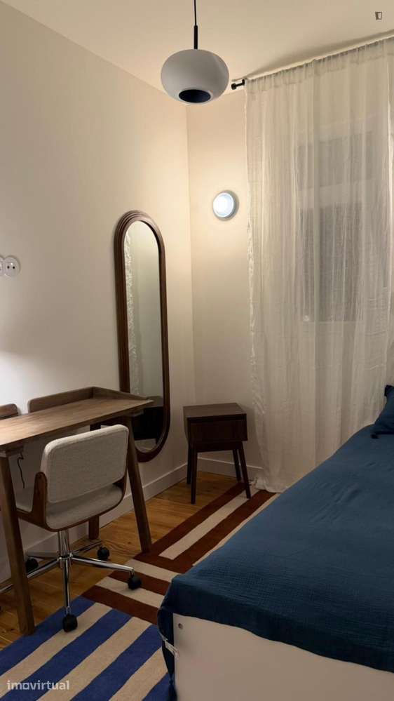 Quarto - localizado em Alameda Lisbon - Grande imagem: 2/8