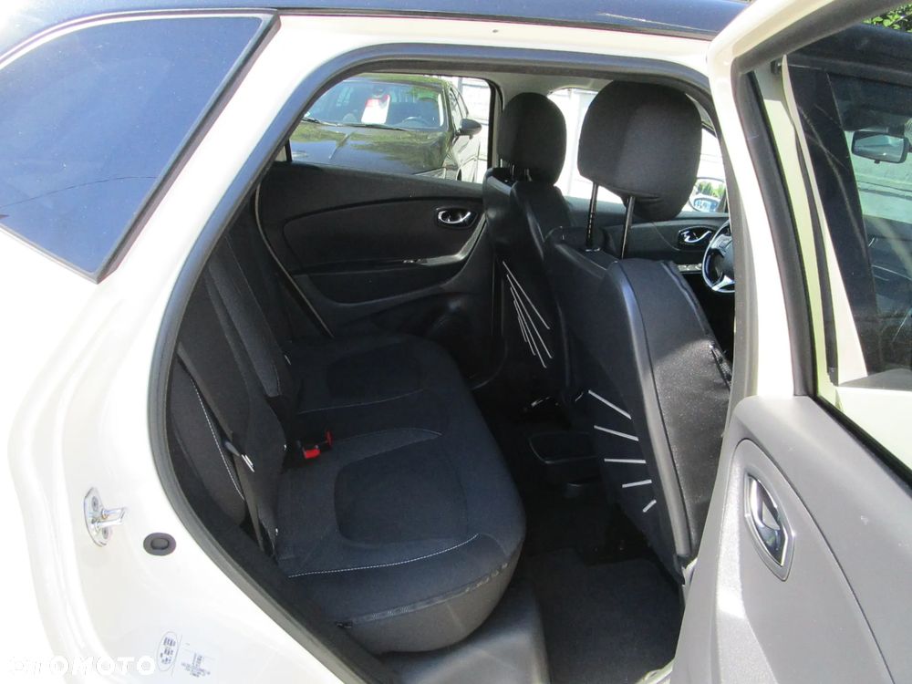 Renault Captur 1.2 TCe Helly Hansen EDC - 30