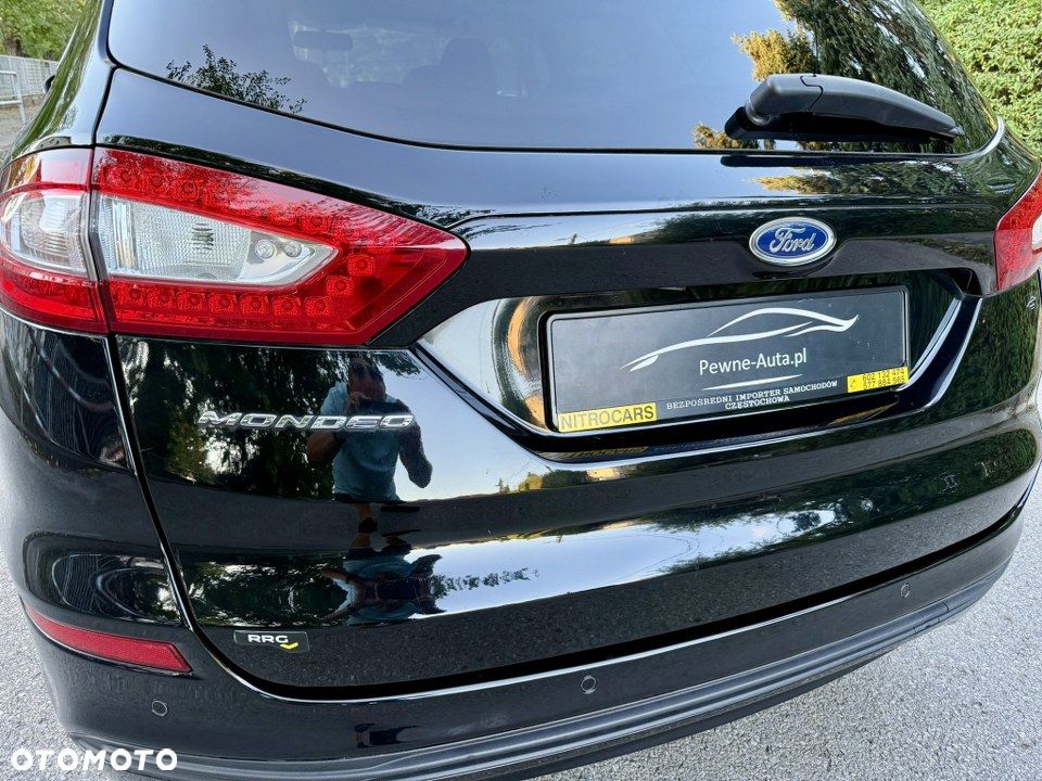 Ford Mondeo SW 2.0 TDCi S&S Titanium - 11