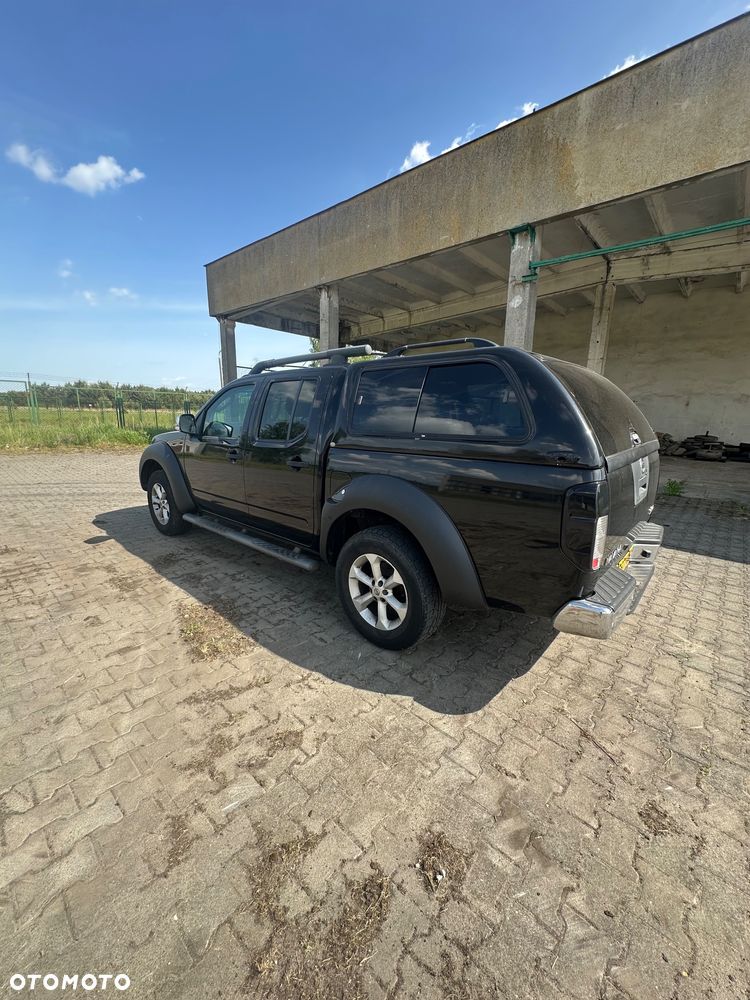 Nissan Navara 2.5 D Platinum - 6