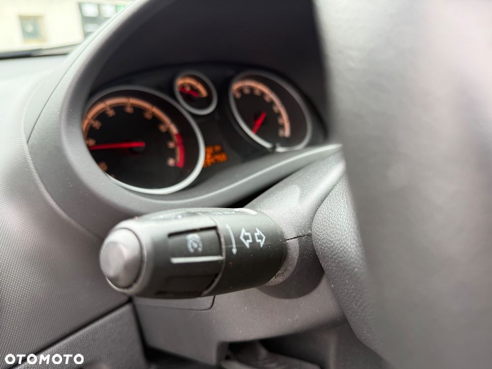 Opel Corsa - 27