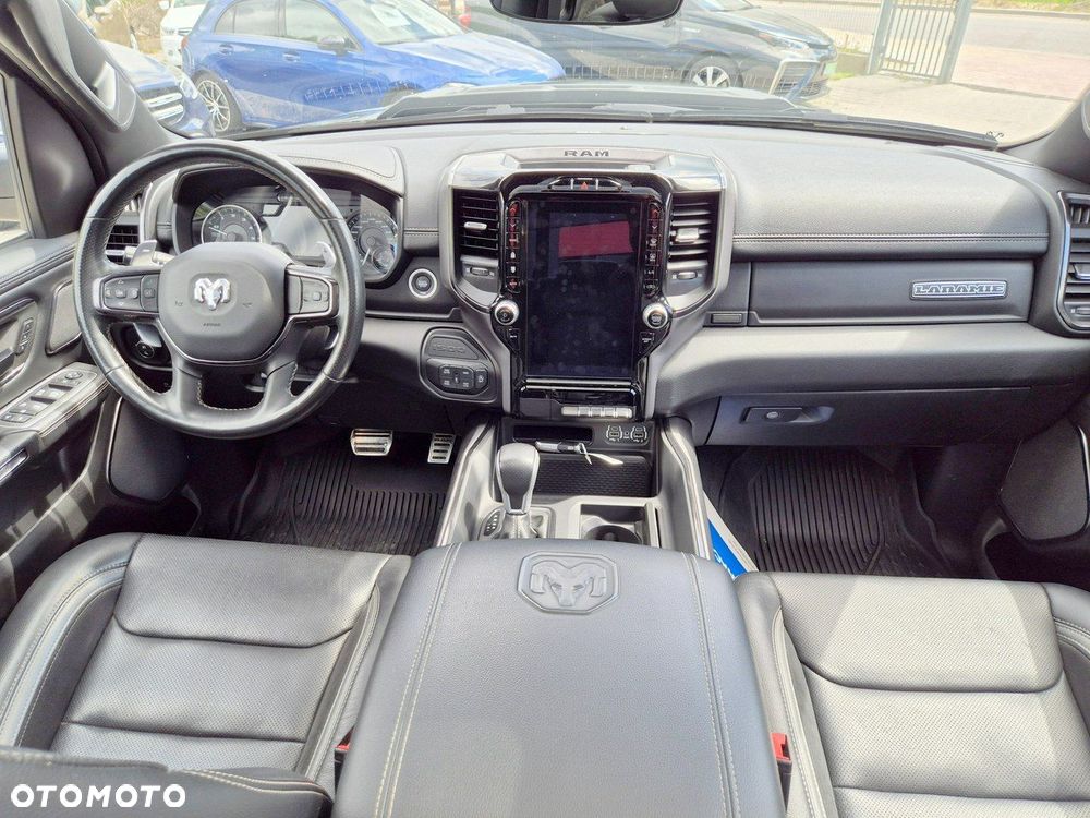 RAM 1500 Crew Cab Laramie - 15