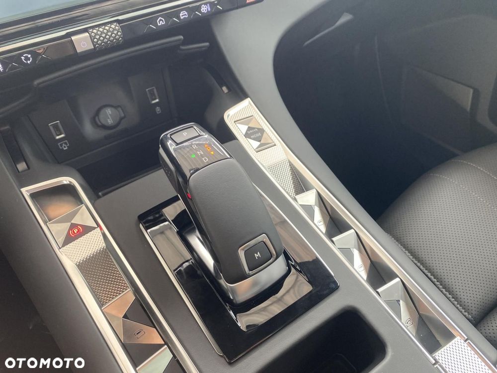 DS Automobiles DS 7 Crossback - 18